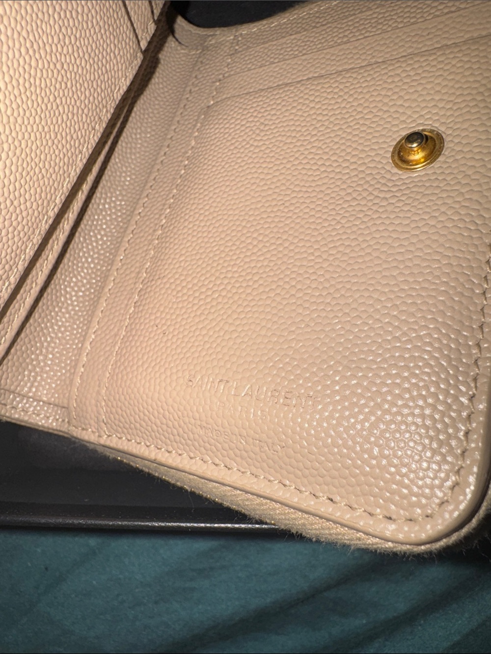YSL CASSANDRE MATELASSÉ COMPACT ZIP AROUND WALLET - Picture 6 of 9